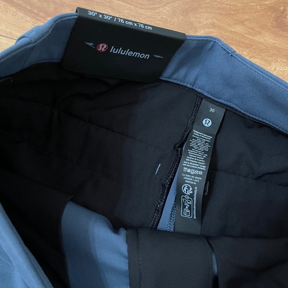 Lululemon Men ABC Trouser Slim Fit Dark Gray 30"W x 30"L New with Tag - Picture 5 of 7